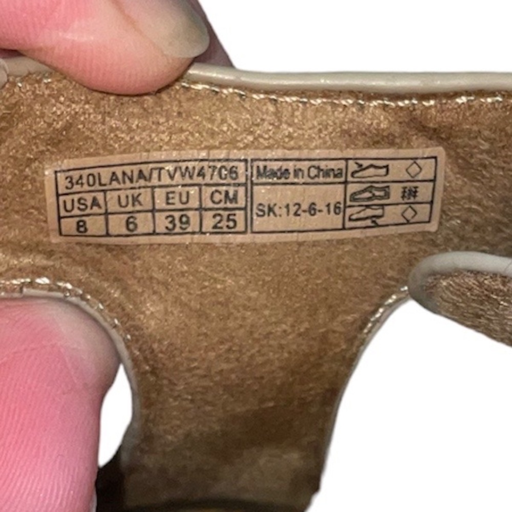 Vionic Sandals Size 8* - Picture 10 of 11